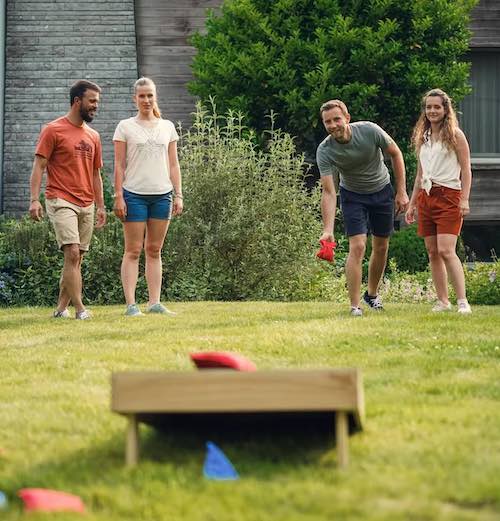 Quator Cornhole